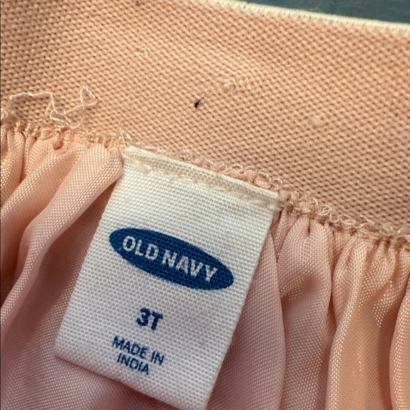Old Navy Light Pink Skirt with Heart Pattern - Picture 3 of 3
